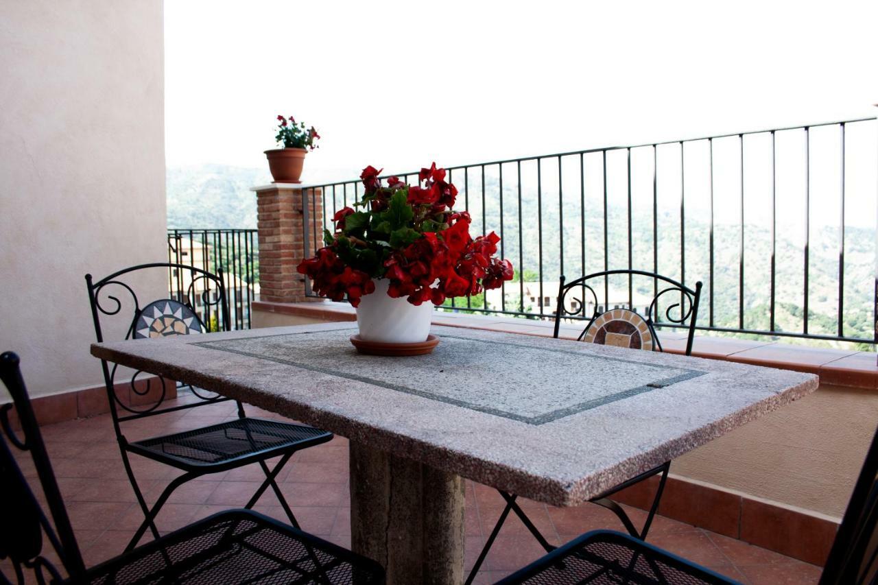 Bed and Breakfast Casa Gambino Савока Экстерьер фото